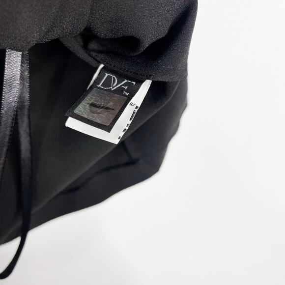 Diane Von Furstenberg P XSP Black Reagan VNeck Draped Sleeveless Blouse Top - Picture 5 of 10